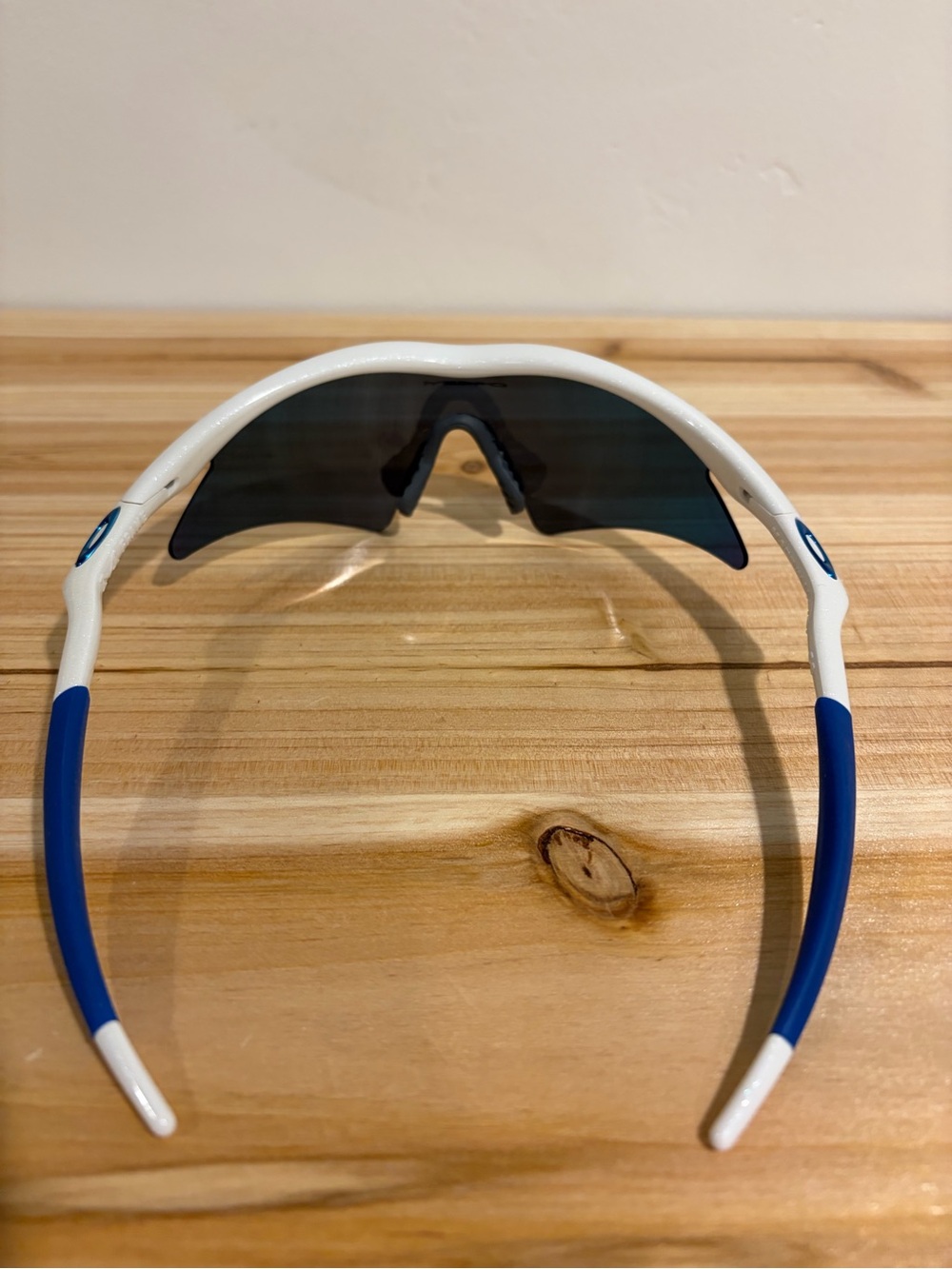 Oakley M Frame Gen 1 - Picture 5 of 7